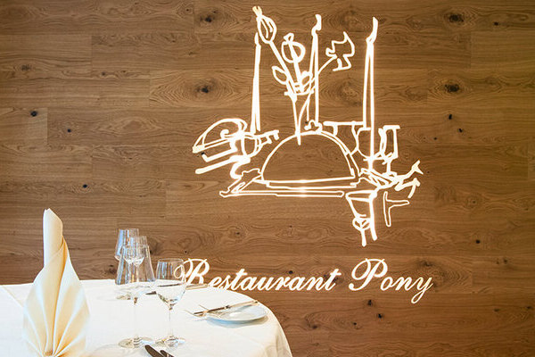 restaurant-pony-04.jpg
